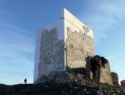 Consolidación de la Torre del Homenaje del Castillo de Matrera Image