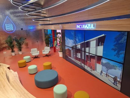 Zona Base-Incubazul. Incubadora de Alta Tecnología para Zona Franca de Cádiz Image