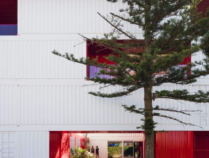 Zona Base-Incubazul. Incubadora de Alta Tecnología para Zona Franca de Cádiz Image