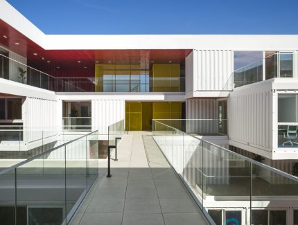 Zona Base-Incubazul. Incubadora de Alta Tecnología para Zona Franca de Cádiz Image